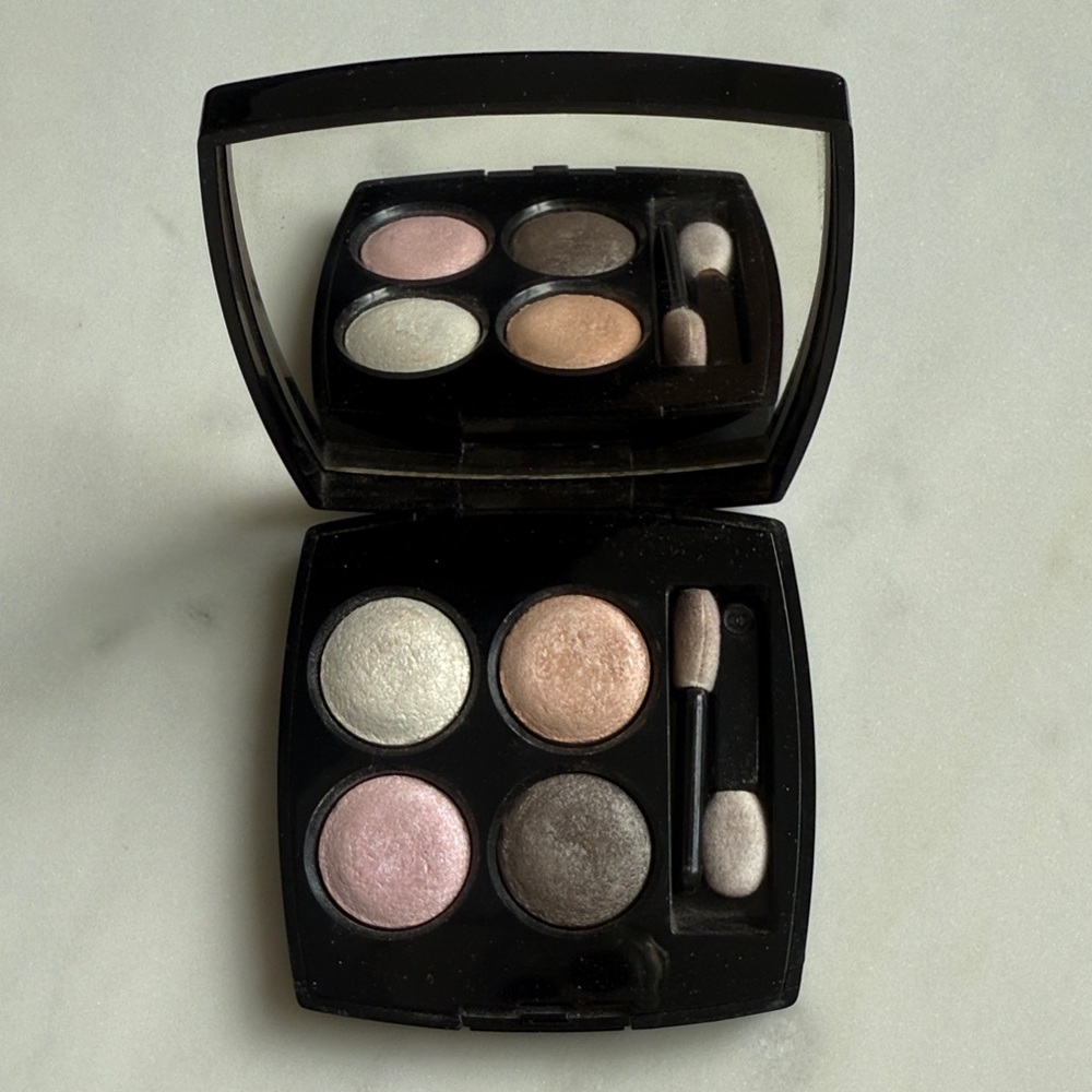 CHANEL Eyeshadow Quad Palette - Influences